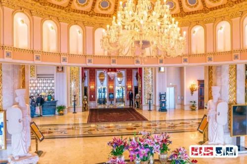 هتل اسپیناس کیش بهترین اقامتگاه لوکس و راحت در جزیره با امکانات بی‌نظیر