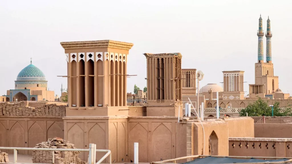کشف جاذبه های گردشگری و آثار تاریخی استثنایی یزد